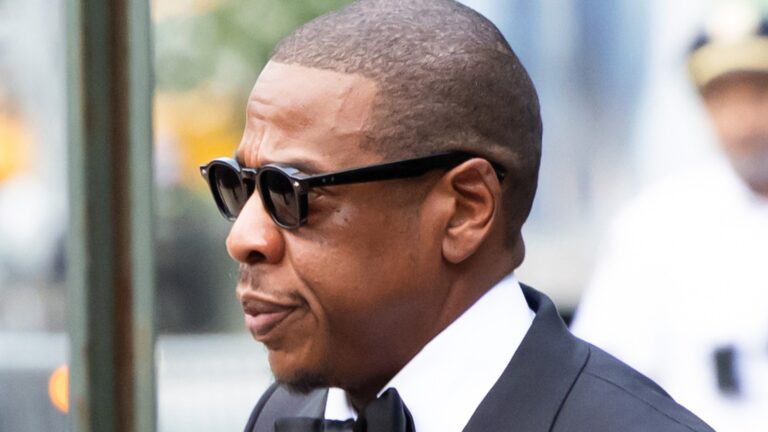 Jay-Z Asks Court to Revive Extortion Case After Rape Accuser Recants