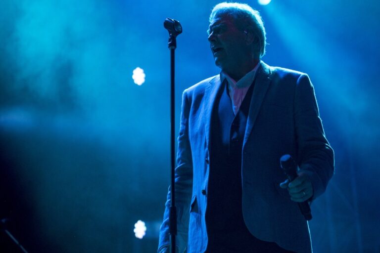 John Farnham's Family Reveals Health Decline Ahead of Tribute Show