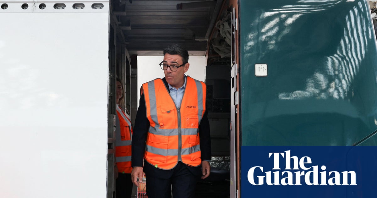 New battery-powered trains will ‘bring faster journeys to north’ | Rail transport