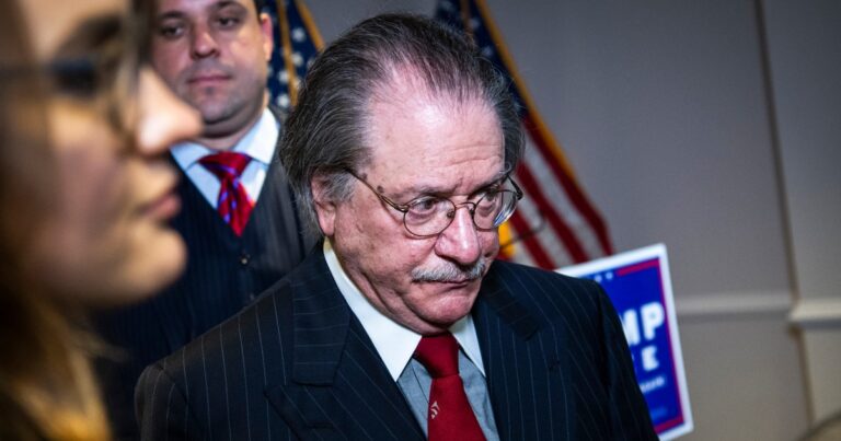 Prosecutor who led ‘grand conspiracy’ probe of Trump targets resigns without charging anyone
