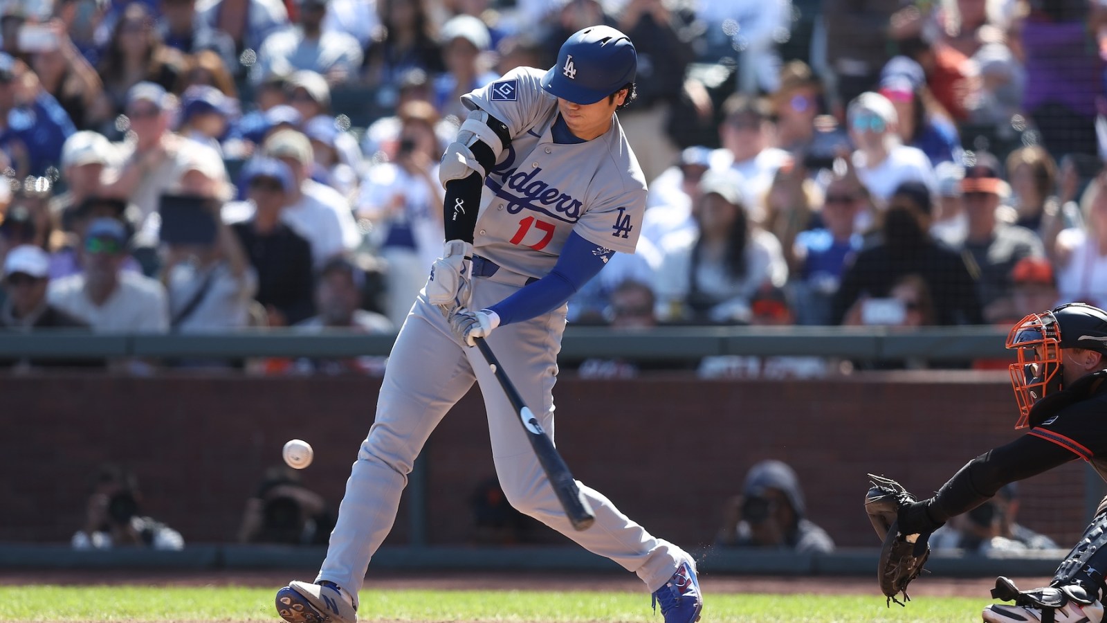 Watch MLB Playoffs On Sling, Pricing, Deals