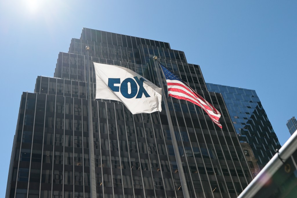Shareholders Approve Fox's $22 Billion Roku Acquisition