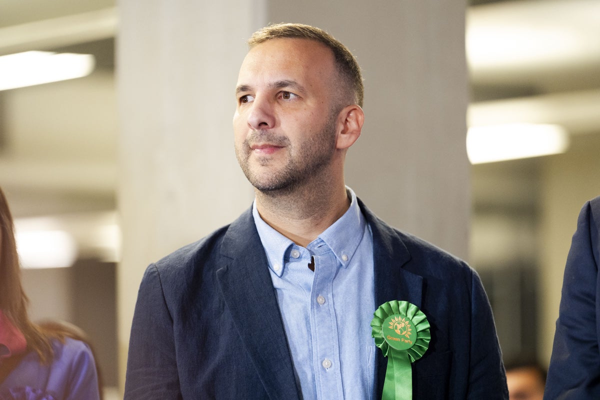 Zack Polanski facing calls to quit as Green Party leader after by-election defeat